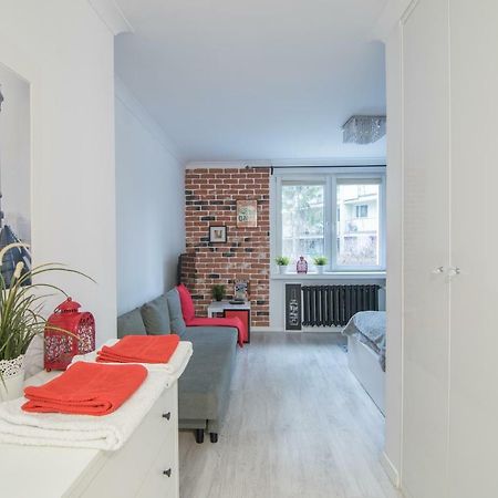 The White Apartment Warschau Buitenkant foto