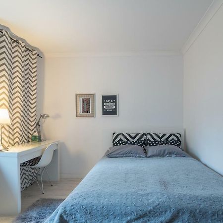 The White Apartment Warschau Buitenkant foto